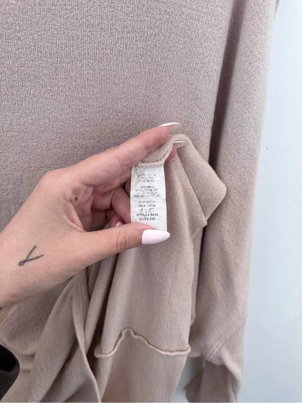 Jolie Blush Beige Dolman Sleeve Knit Top Oversized Boat Neck One Size - Picture 6 of 8